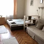 Cozy Flat At Stadionok M Station