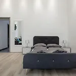 Elegant Studio In Central Budapest