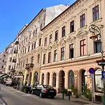 Raday Boutique Apartment