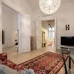 Casa Iaia