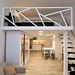 Roxy Studio 4A
