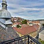 Buda House Apartment 4