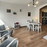 Bright Sunny Apt At Keleti Station,Near Citycenter