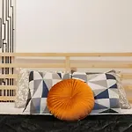 Spacious & Cozy Central Apartment W/ Terrace