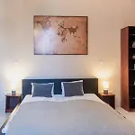 Charming Flat In The Center