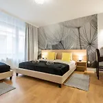 Budapest Holidays Apartments & Spa