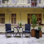 Ak7 Boutique Suites