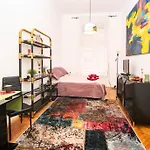 Stylish Studio Apartment In The Heart Of Budapest