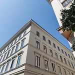 K40 Double Bedroom In The City Center