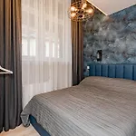 Luxury Tropical Apartment At Budapest