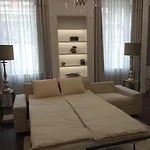 Upp Design Home