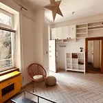 Chestnut Home - A Charming And Warm Feel Place