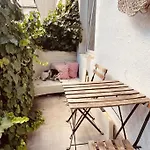 Chestnut Home - A Charming And Warm Feel Place