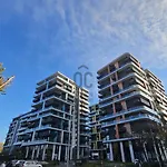 Riverguard Apartment With Free Parking