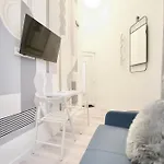 Standard Apartment By Hi5- Kiraly 82