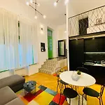 Cozy Downtown 2Br Ground Fl Apt - Green Piano