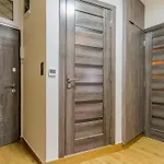 Elite Place