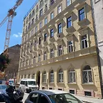 Downtown Mini Apartment