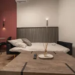 D37 - Dohany Street Urban Suite - Best Location By Bqa