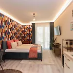 Grand Suites Central