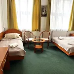 Broadway City Guesthouse