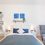 Cozy Home - Close To River - Easy Parking