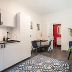 R10- Boutique Apartments, Best Location. By Bqa