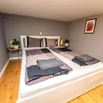 Oktogon Four Residence
