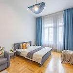 Super Central Cozy Home On The St. Stephen Road