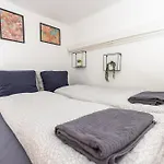 Gellerico Rooms At Deak Square