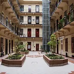 Silver Hotel Budapest City Center