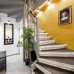Artsy Nest Downtown Next To New York Palace