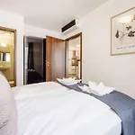 Stylish Suite With Balcony In Central Budapest