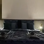 Sunhill Residence 5* Suite Castle District