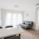 Apartment Downtown Lonyay 38