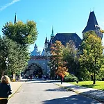 Palace Apartment