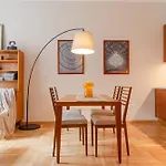 Spacious Family Suite Along River Side, In The Heart Of Buda