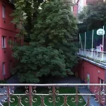 Season Hostel