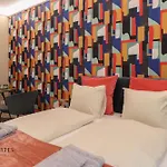 Grand Suites Central