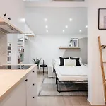 Kl35- Boutique Apartments, Best Location. By Bqa