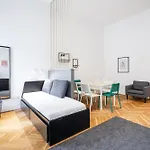 Visegradi 10 Apartments