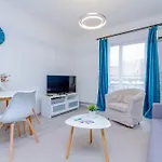 Riverside Apartment With Ac