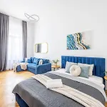Stylish & Charming Cozy Suite By Prestige Homes