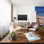 City Center Wellness Suites - Pool-Gym-Parking