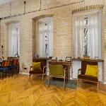 Aviator Loft Designer Apartment With Ac Near Opera And Basilica In Budapest