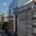 Eagle-Eye Downtown Apartments By Souperapartments