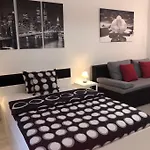 Hestia Apartment