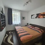Park West Apartment - Free Parking
