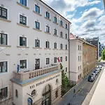 Big Condo With Garage & Balcony & Ac & Lift