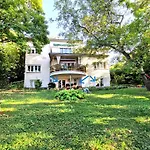 Gellert Hill Apartment